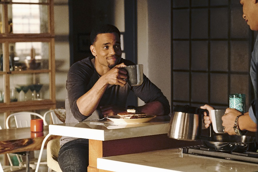 Secrets & Lies_2x03_1.jpg