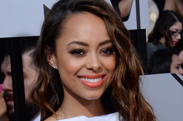 Ghosted: Amber Stevens West, noul technician din Bureau Underground
