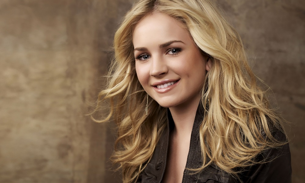 Britt Robertson se alătură serialului ‘For the People’