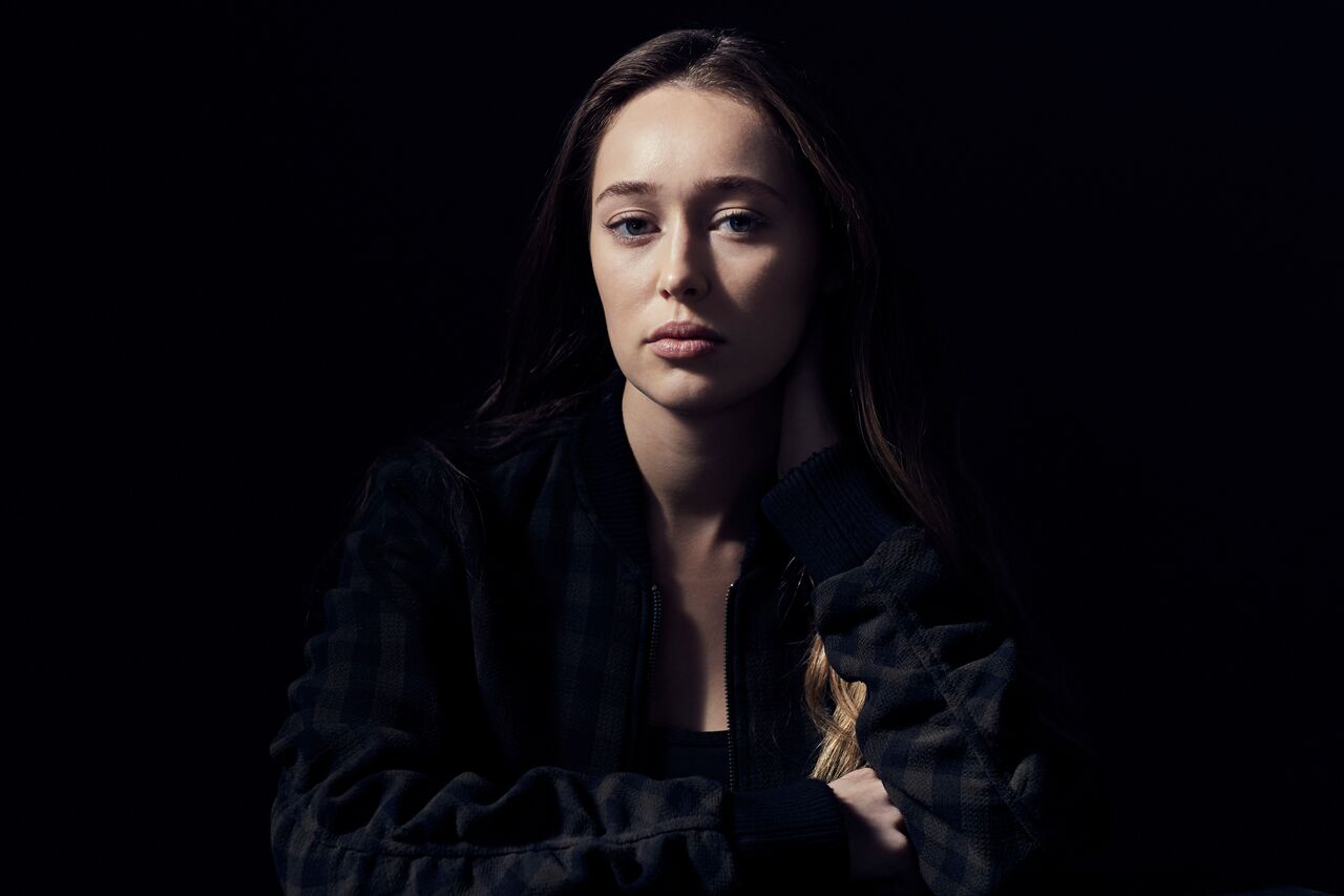 ICONIC_ALYCIA_024-RT_preview