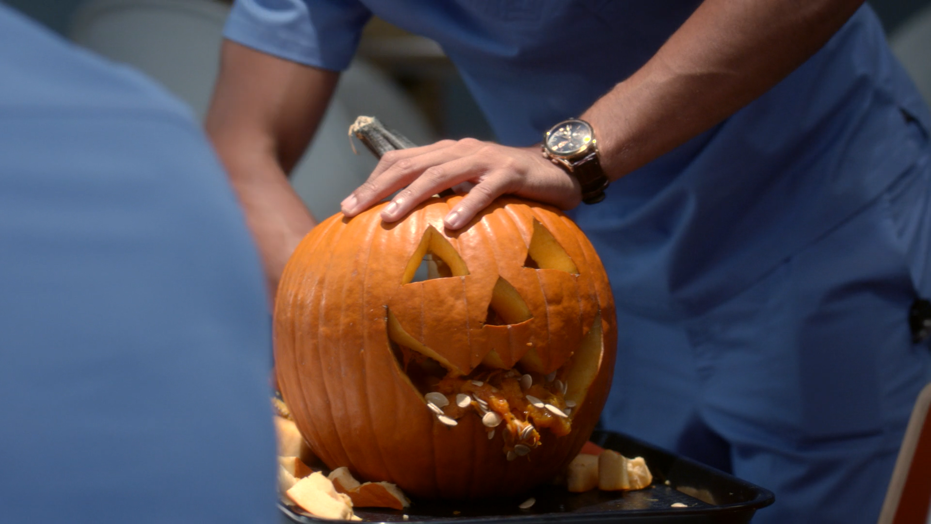 [CRONICĂ] Grey’s Anatomy – 19×04 ‘Haunted’
