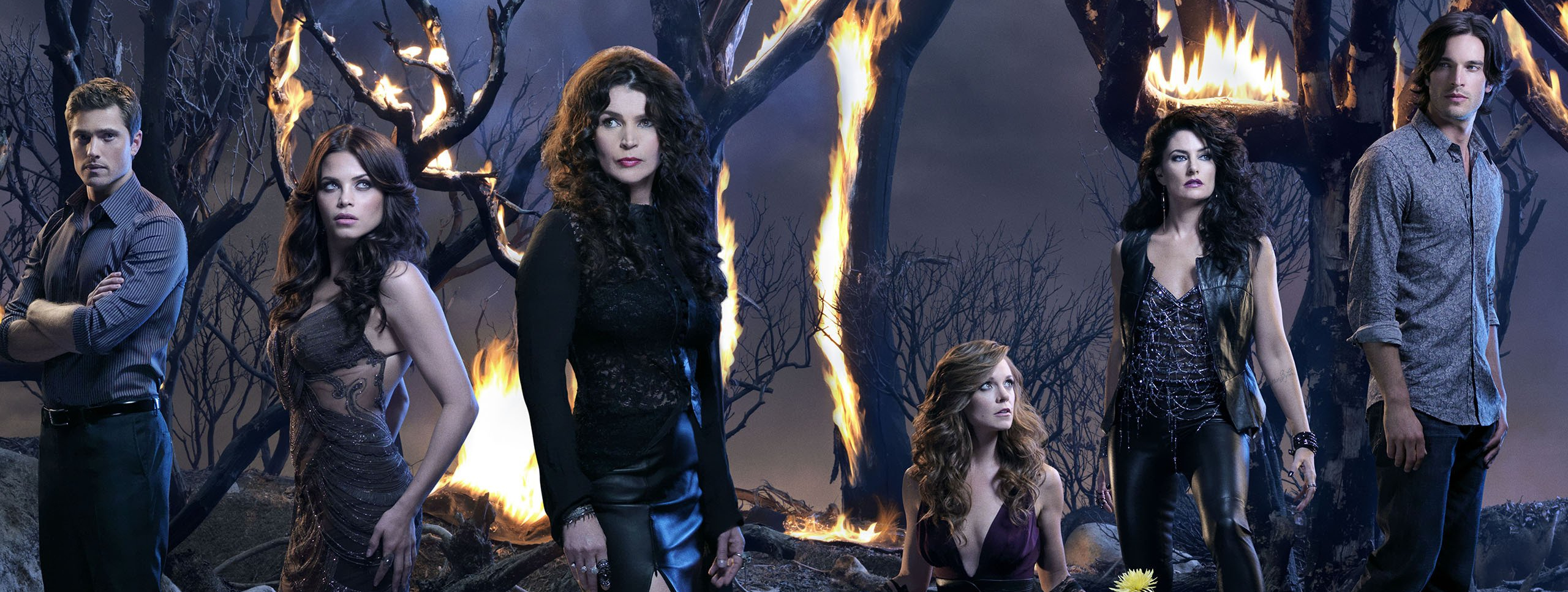 Un nou proiect “Witches of East End”?!